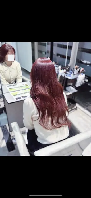 セミロング yui/色気カラー /暖色カラーのヘアスタイル