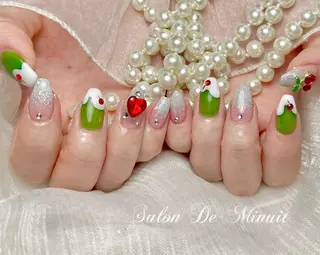 ネイル Momo 🤍のネイルデザイン