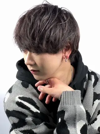 ミディアム 岡崎 匠海のヘアスタイル