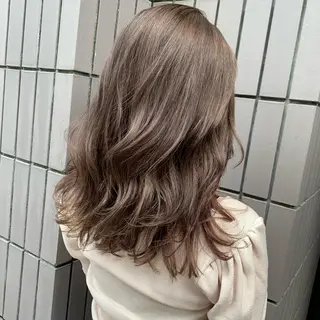セミロング カラー 髪質改善period.所属・いしかわまい🎀 髪質改善特価サロンのヘアスタイル
