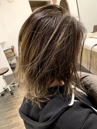 ミディアム 中嶋 【ナカジマ】のヘアスタイル