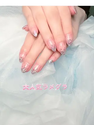 ネイル pink ladyサロン所属・べ にのネイルデザイン