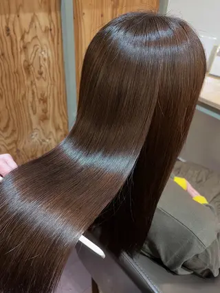 ロング nicotto.所属・ヨシダ モモコのヘアスタイル