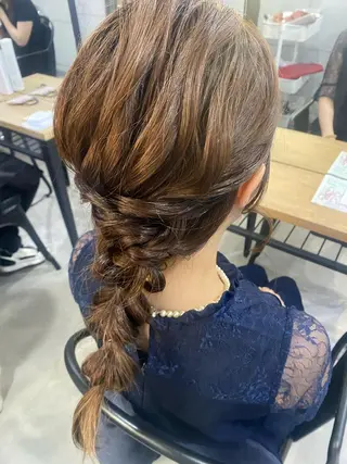 ロング カラー ヘアアレンジ 艶髪ハイトーン特化 梅田美容室SLYのヘアスタイル