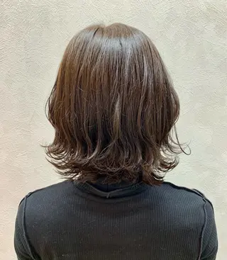 ショート カラー 加藤（旧姓　今竹） 遥花のヘアスタイル