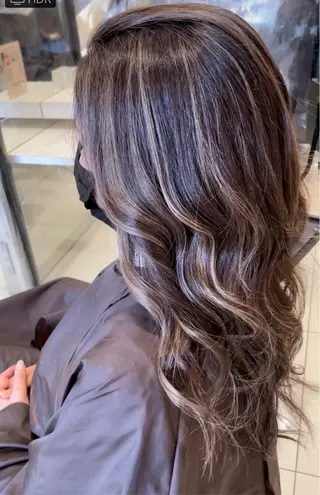 ロング カラー 神戸 大輝のヘアスタイル