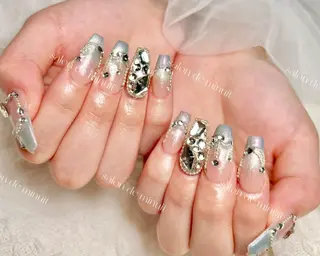 ネイル Momo 🤍のネイルデザイン