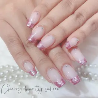 ネイル SAKURA 🍒のネイルデザイン