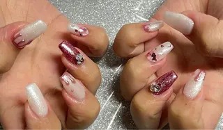 ネイル VIERU 🌈🎀💖のネイルデザイン