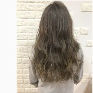 ロング カラー パーマ ヘアアレンジ 🐶 アヤカのヘアスタイル