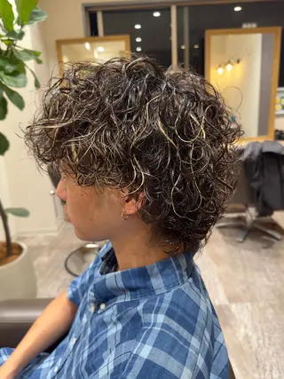 ショート パーマ メンズ 【メンズパーマ】比嘉 啓人のヘアスタイル