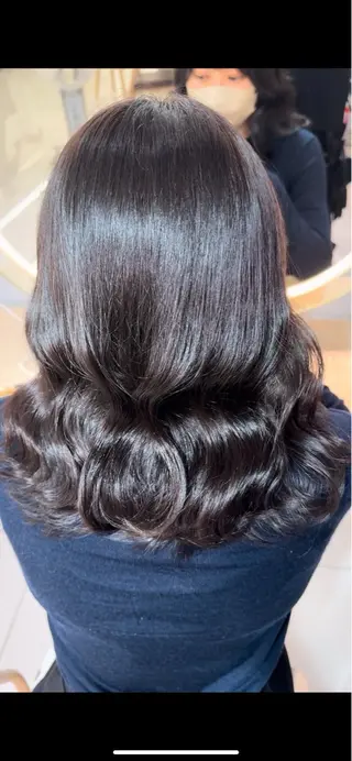 セミロング カラー 韓国レイヤー/ 顔まわり/西野和裕のヘアスタイル