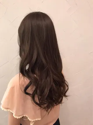 ロング カラー 髪質改善TR 透明感カラーHanaのヘアスタイル