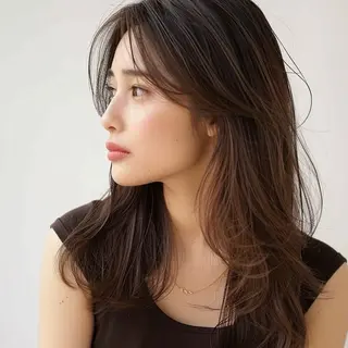 セミロング カラー 岡田 佳子のヘアスタイル