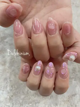 ネイル 岡本 友恵のネイルデザイン