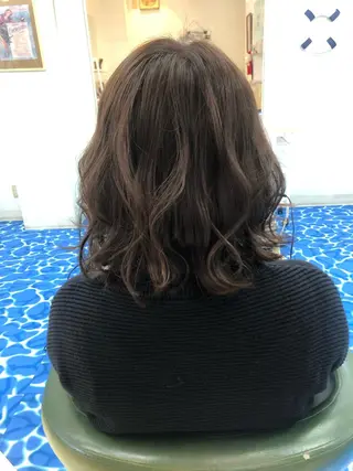 ミディアム CoCooN Hiromiのヘアスタイル