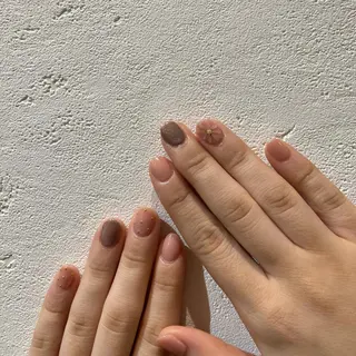 ネイル shio ♡ 2月予約受付中のネイルデザイン