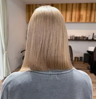 ミディアム 話題沸騰中🌟 /ケアブリーチ/徳志のヘアスタイル