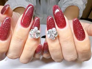 ネイル ECLAT エクラ所属・寺山 千鶴のネイルデザイン