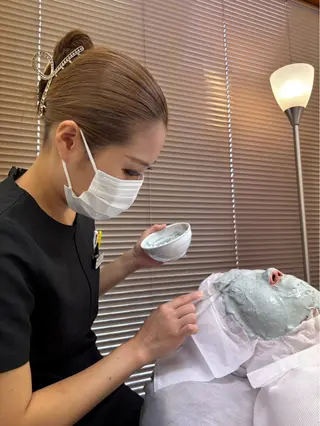 デ・アイム　西船橋所属・吉永玲奈 ニキビ/毛穴/シミのエステ・リラクイメージ