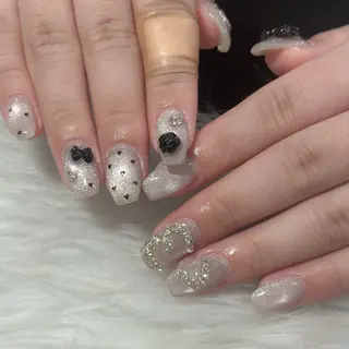 ネイル LAVISH nanamiのネイルデザイン