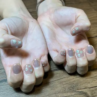 ネイル HENRIETTA NAILSALONのネイルデザイン