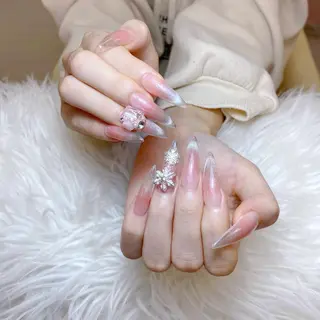 ネイル ゴテゴテ ネイルのネイルデザイン