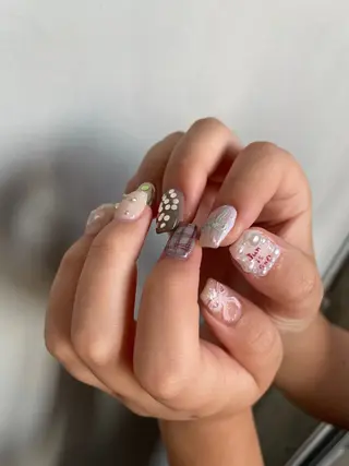 ネイル Manon Yuiのネイルデザイン