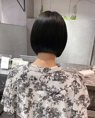 ショート 美髪矯正/艶カラー ボブ/栄/鐘ヶ江純也のヘアスタイル