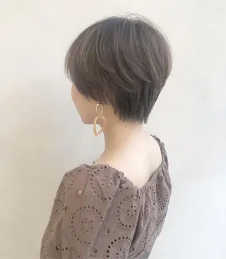 ショート カラー nakahara madokaのヘアスタイル