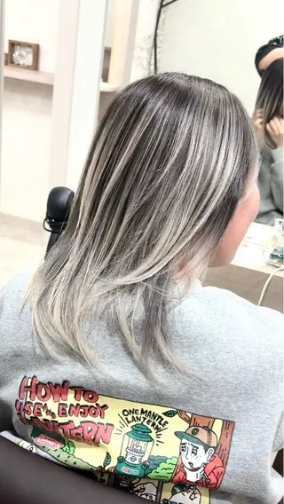 ミディアム カラー &so. アンドソー所属・バレイヤージュ/ 小泉じょうのヘアスタイル