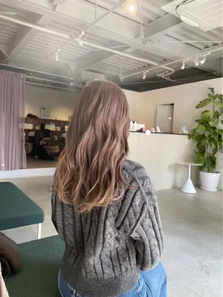 ロング 松尾 輝海のヘアスタイル