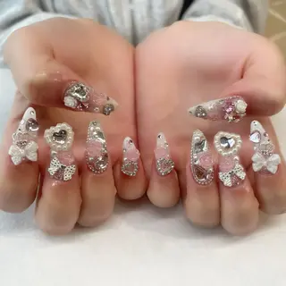 ネイル 💎🐰 saki. m 🐰💎のネイルデザイン