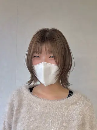 ミディアム Iris by artina 武蔵小杉店【イリス バイ アルティナ】所属・🎼レイヤー/顔周り カット/nene♬のヘアスタイル