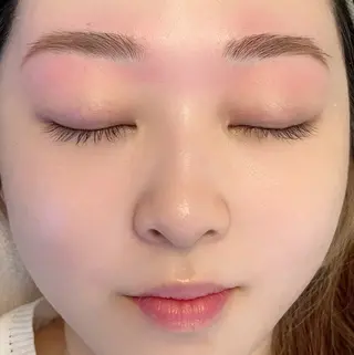 アイブロウ ulu 眉毛ハーブ毛穴肌改善の眉毛・アイブロウイメージ