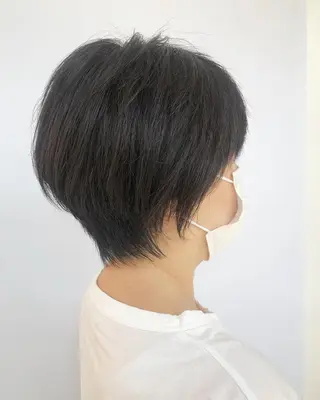 ショート カラー favorite b Charmeのヘアスタイル