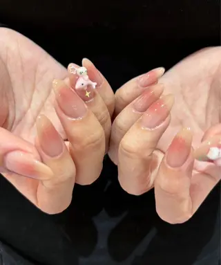 ネイル u1salon所属・ゆい ユイのネイルデザイン