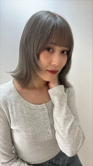 ミディアム scena(シーナ)所属・『大西　陸』 透明感color🔆のヘアスタイル