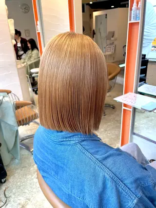 ミディアム うしだ かおるのヘアスタイル