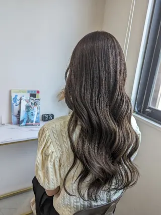 ロング カラー nanami /Toiroのヘアスタイル