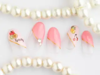 ネイル Tiary Nail Fのネイルデザイン