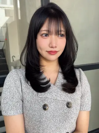 ミディアム MaisonHALU 松浦光咲のヘアスタイル