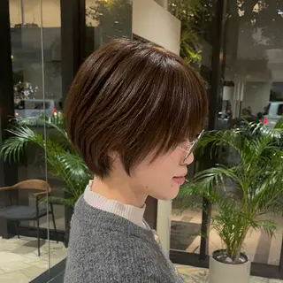 ショート 太田代 桃のヘアスタイル