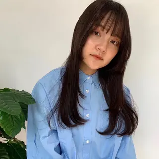 ロング カラー ヘアアレンジ REBECCA byCURACIONのヘアスタイル