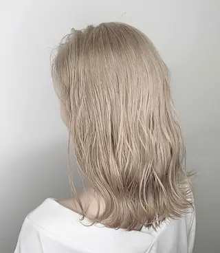 セミロング カラー ブリーチソムリエ認定 梅田茶屋町Eir辻のヘアスタイル