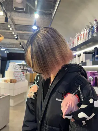 ショート カラー SEAM所属・詩音 ／札幌美容師のヘアスタイル