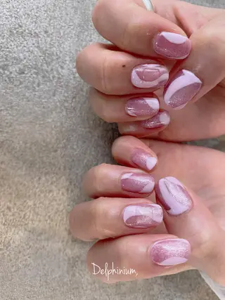 ネイル 岡本 友恵のネイルデザイン