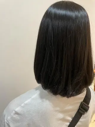 ミディアム 奧村 真奈のヘアスタイル