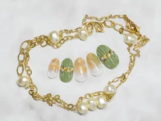 ネイル Odon Beauty  nail  salon所属・VIP TRENDYのネイルデザイン