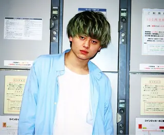 ショート カラー パーマ ヘアアレンジ メンズ 🔥メンズ特化渡辺 🔥ブリーチカラーのヘアスタイル